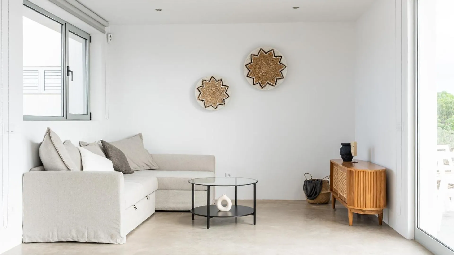 Almara House, Luxury Villa With Heated Pool La Oliva